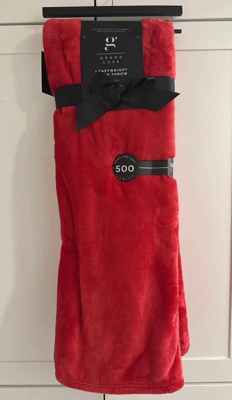 Grand Luxe 500gsm HEAVYWEIGHT 60x70” HOLIDAY RED Brown Soft Plush Throw Blanket